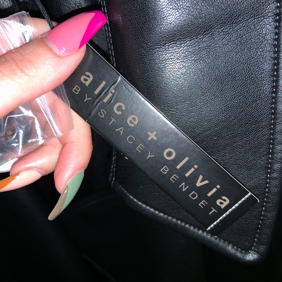 Alice & Olivia Nevada VEGAN Leather Coat –– NWT - Picture 14 of 17